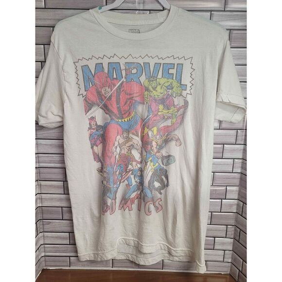 MARVEL Men's Graphic short sleeve T-SHIRT Size M White light weight #A60 - Picture 1 of 8